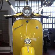 Vespa 50 R Lackierung Giallo Cromo 933
