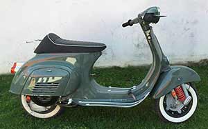 Vespa Primavera 125 Lackierung RAL 7009 Grüngrau