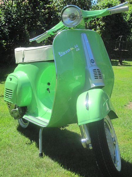 Vespa 6 Giorni Grün 2017 Modell - 1/18 Maßstab Sammler Modell Mit Sockel