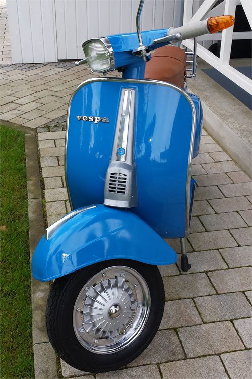Vespa-v50-Spezial-Azzurro-Cina-402
